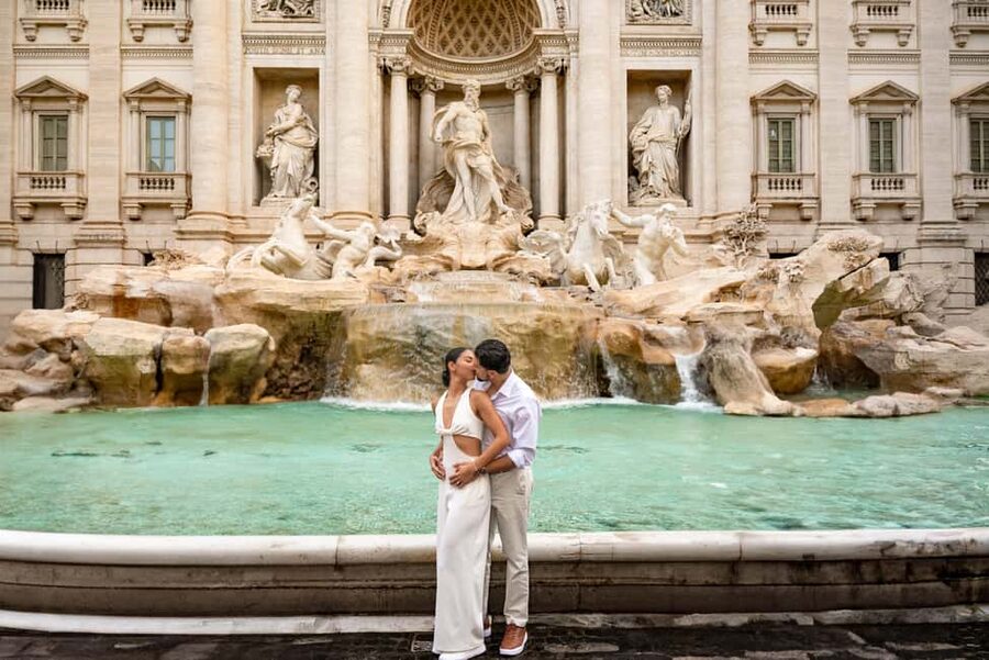 Rome: Trevi Fountain Photoshoot – Private & Personalized - Nearby streets, piazzas, and quieter corners