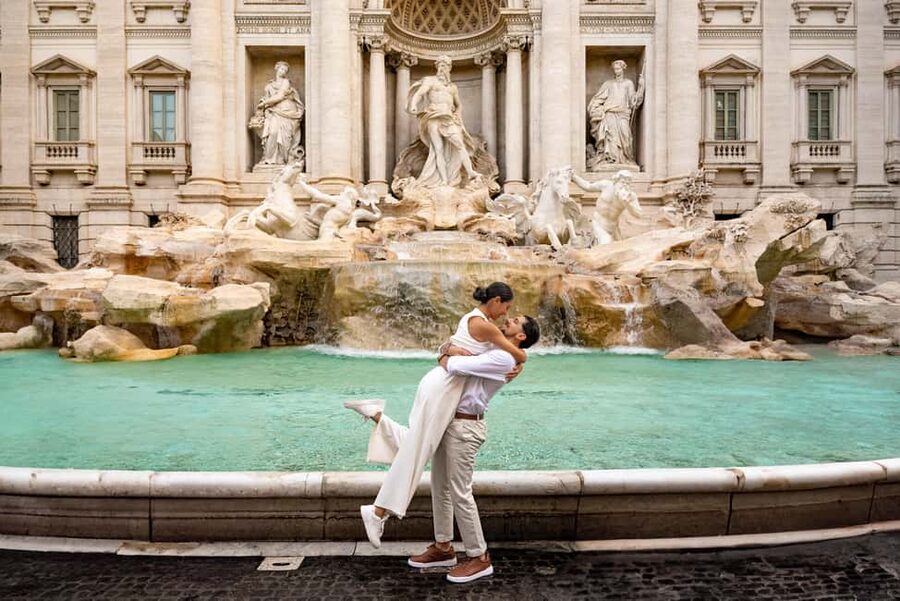 Rome: Trevi Fountain Photoshoot – Private & Personalized - The Trevi Fountain photo stop
