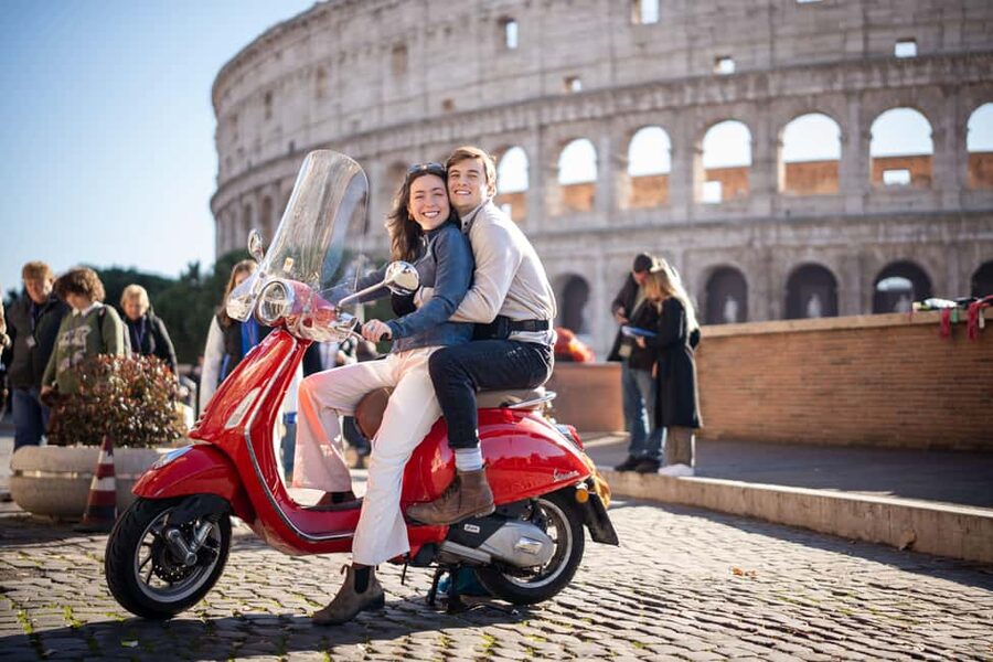 Rome: Vespa Photo Tour with City Center Pickup - Circus Maximus is a moving view, not a long stop