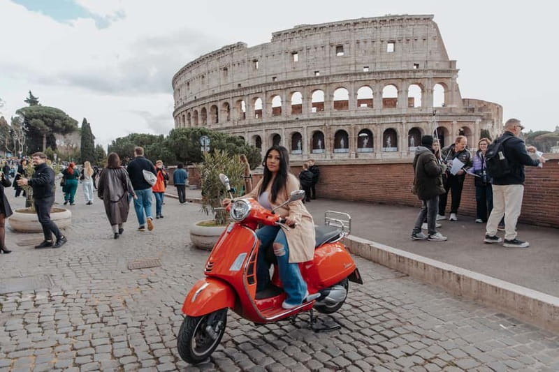 Rome: Vespa Ride in the Streets with Photography - Passing Circus Maximus in Five Minutes