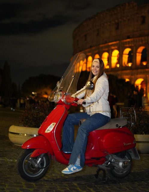 Rome: Vespa Scooter Night Tour with Pro Photographer service - How the 90-minute timing affects the experience