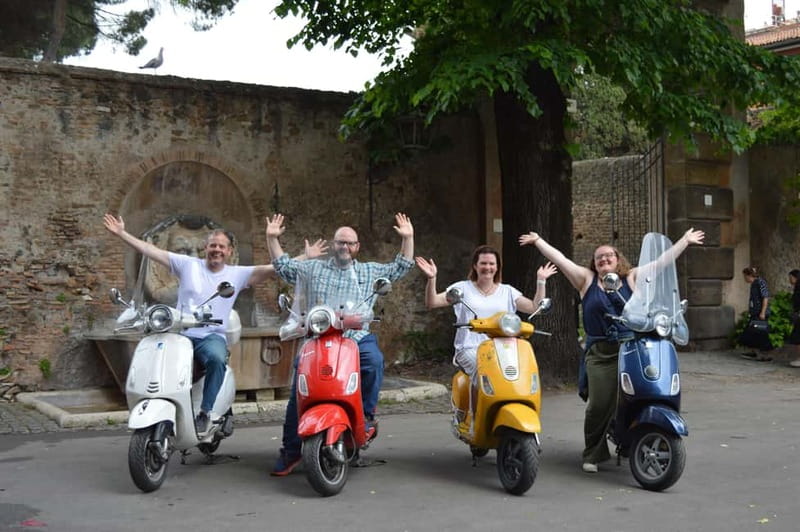 Rome: Vespa tour “When in Rome” with Dessert and Photography - Circus Maximus and the Aventine side of Rome