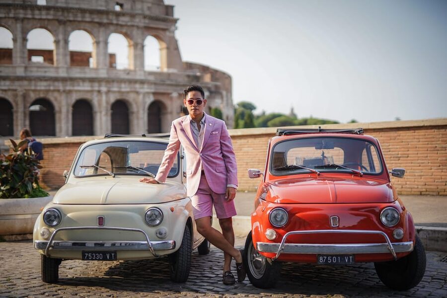 Rome: Vintage Car Tour with Professional Photographer - A Fiat 500 turns a Rome drive into the main event