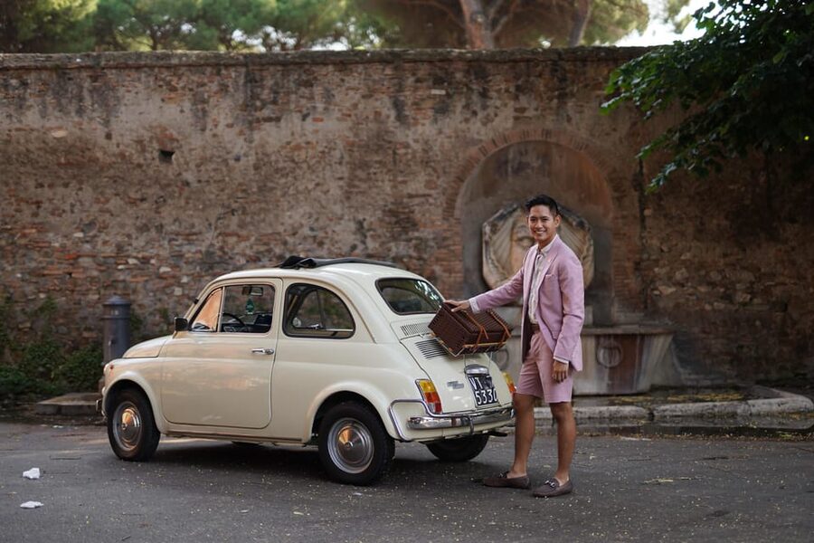 Rome: Vintage Car Tour with Professional Photographer - The Colosseum stop is the photographic centerpiece