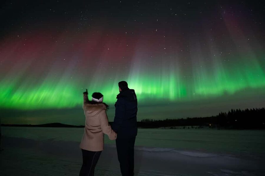 Rovaniemi: Aurora Hunt - Free Photos, 100% Guaranteed Refund - Why this Rovaniemi aurora hunt is different