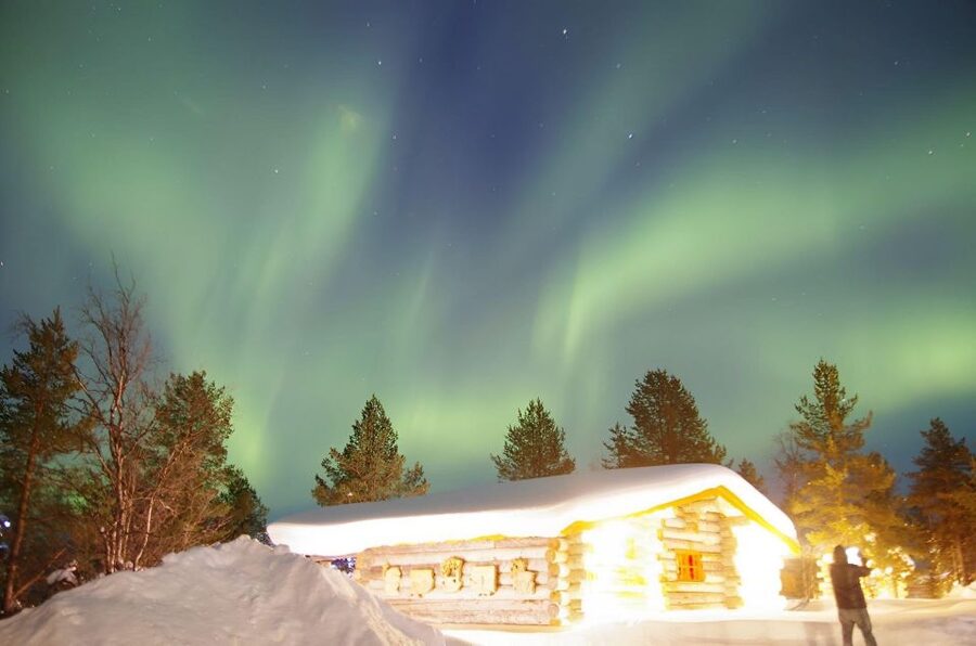 Rovaniemi: Aurora Hunting Photography Tour(98% Success Rate) - What to wear for a long Arctic night