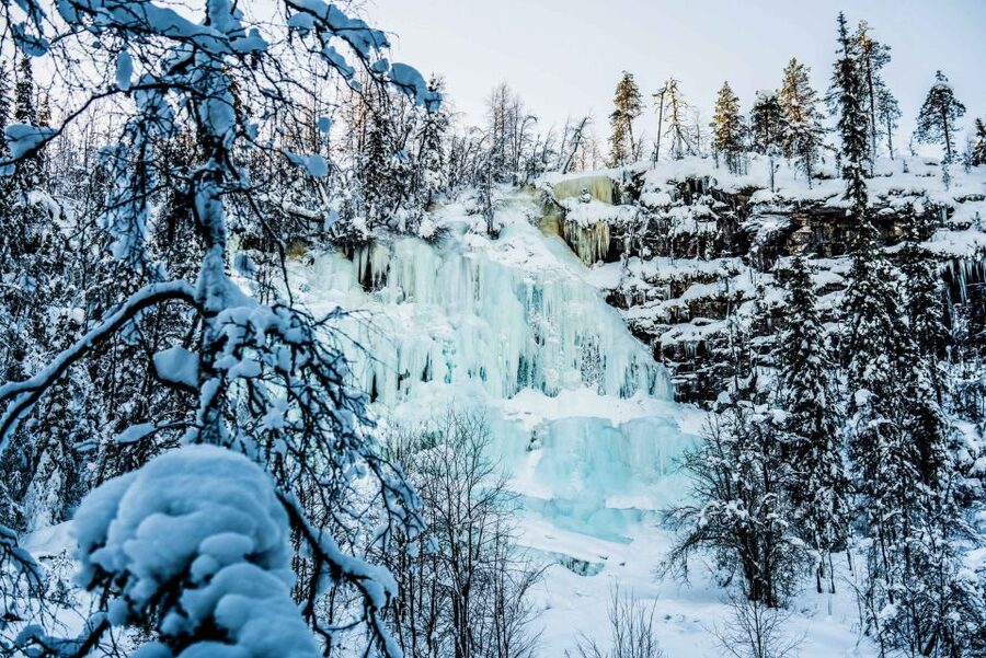 Rovaniemi: Frozen Waterfalls of Korouoma Canyon & Pro Photos - Three frozen waterfalls and the canyon viewpoint