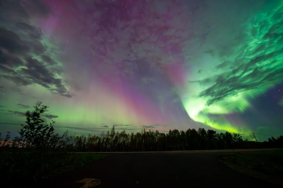 Rovaniemi: Guaranteed Ultimate Aurora Hunt with Photographer - Why this Rovaniemi aurora chase is different