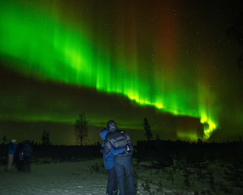 Rovaniemi: Insider Guaranteed Northern Lights Tour + Photos - The first 30 minutes in the van