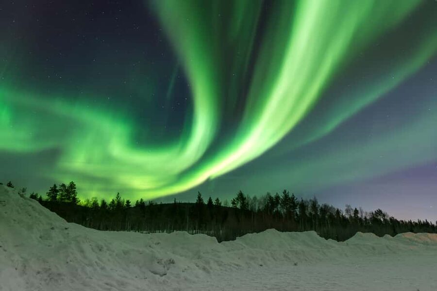 Rovaniemi: Northern Lights Photo Tour | Money-Back Guarantee - The Photography Help Is a Major Benefit