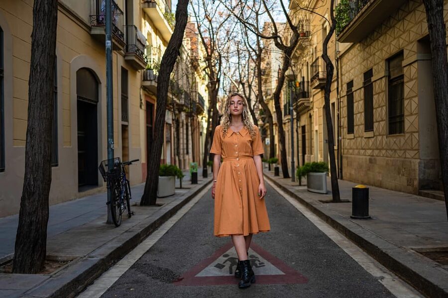 Sagrada Familia cinematic photoshoot - Starting with Sagrada Familia portraits