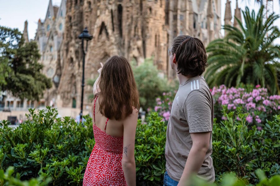 Sagrada Familia cinematic photoshoot - What to bring and what to decide first