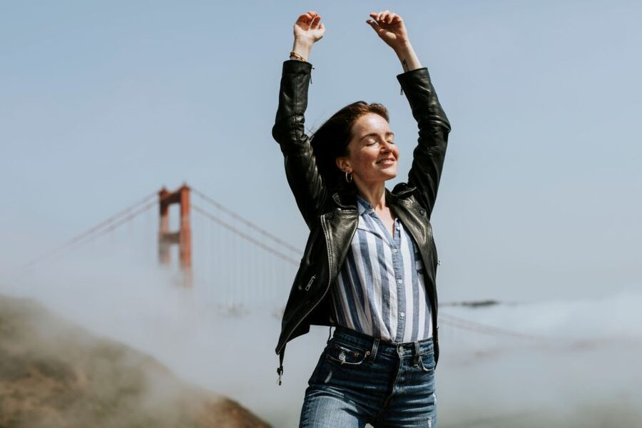 San Francisco: Professional photoshoot at Golden Gate Bridge - A guided 15 to 45 minute photo session