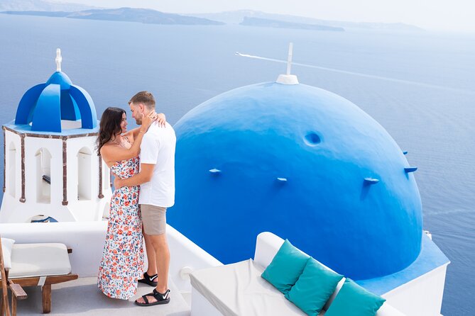 Santorini 1 Photo Tour with Personal Photographer Instagram Spots - Imerovigli’s caldera views in 15 minutes