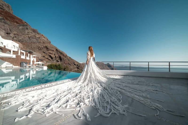 Santorini: Casual Photoshoot by Flying Dress Photo © - Final call: book it if the photographs matter