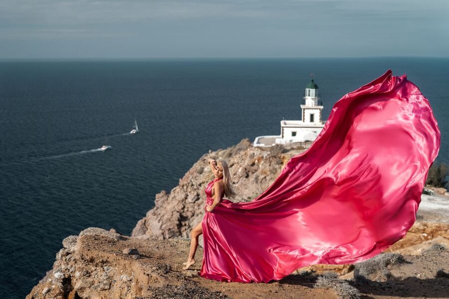 Santorini: Flying Dress Photo © Photoshoot "Express Package" - Practical timing and meeting advice