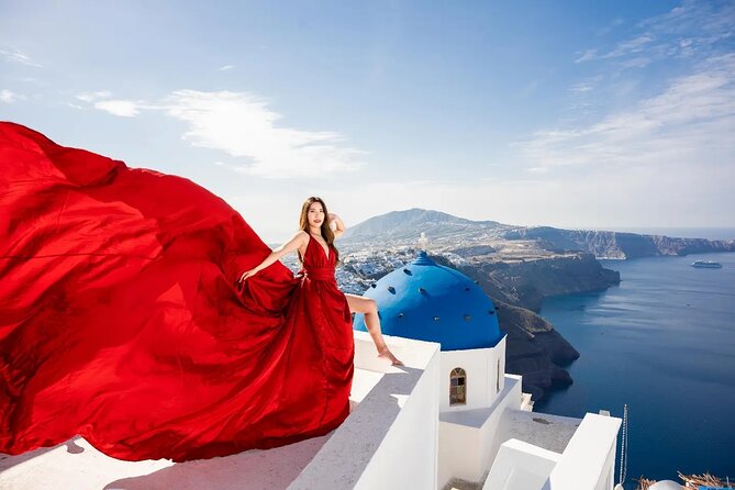 Santorini: Flying Dress Photoshoot - Turning Santorini into your photo studio