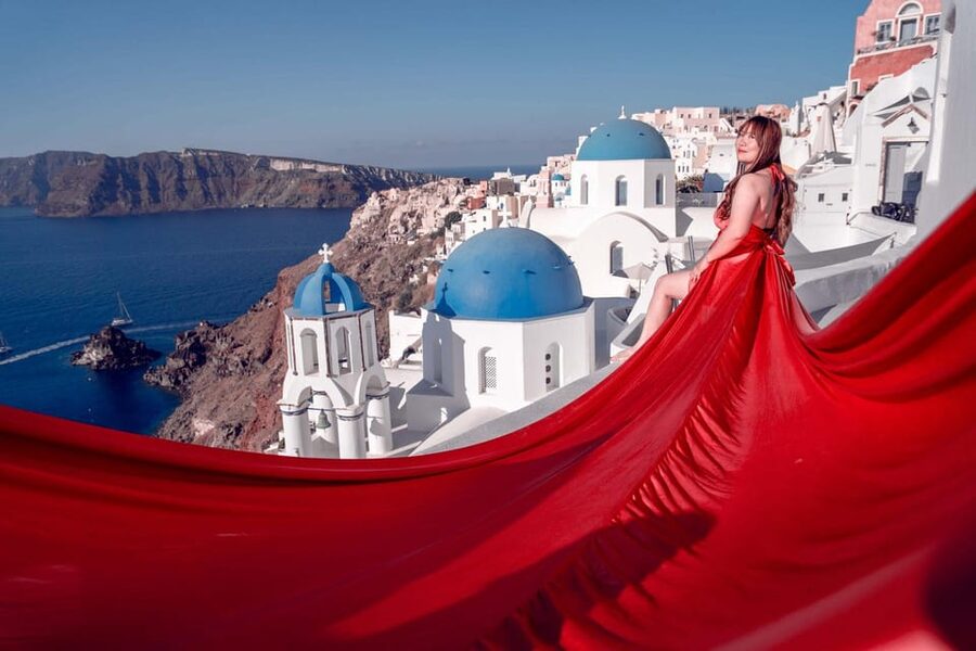 Santorini: Flying Dress Photoshoot Private Entry to Blue Dom - Who will enjoy this most