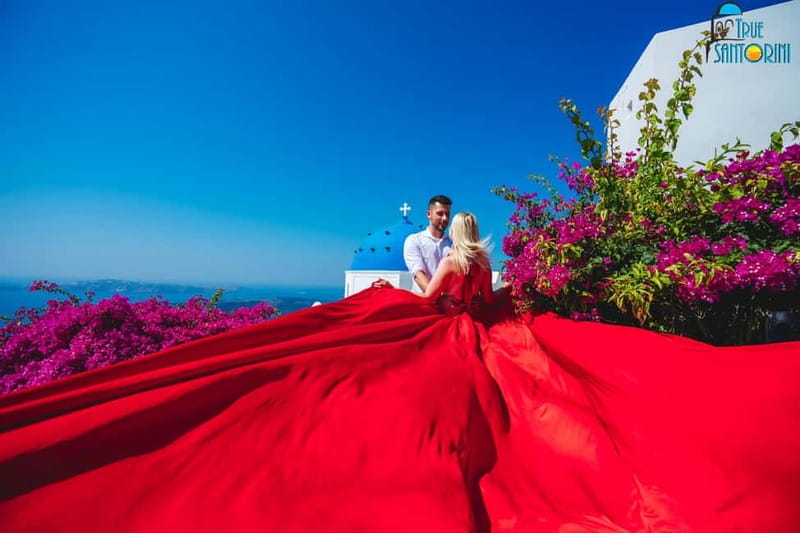 Santorini:FlyingDress Photoshoot with edited pics and pickup - What the $117 price includes, and what it leaves out