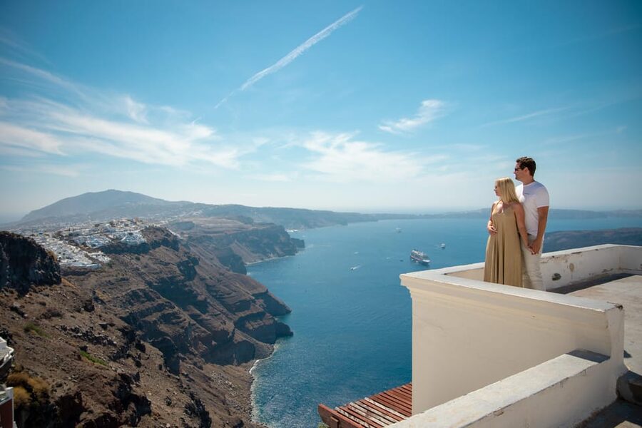 Santorini: Imerovigli or Fira Photoshoot - Should you book the Santorini photoshoot?