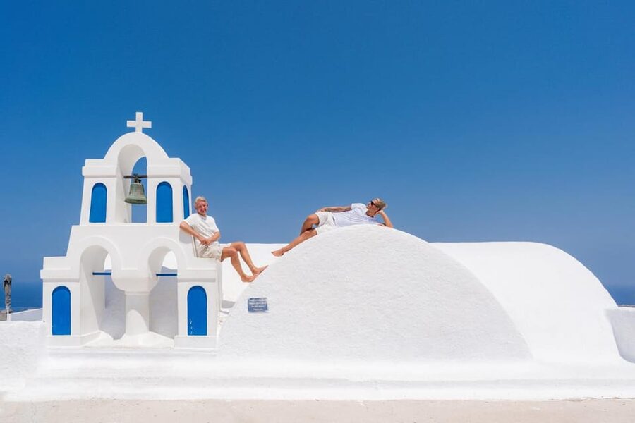 Santorini Photoshoot: Imerovigli or Fira - What you receive after the session