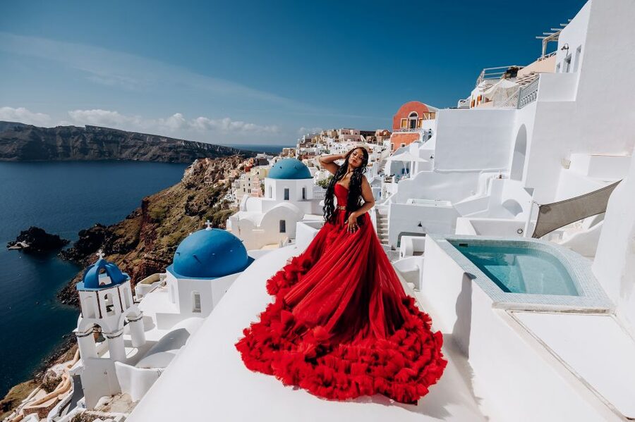 Santorini: Private Flying Dress Photoshoot Experience - Posing help from Jenny, Eugenia, Sophie, and the photo team