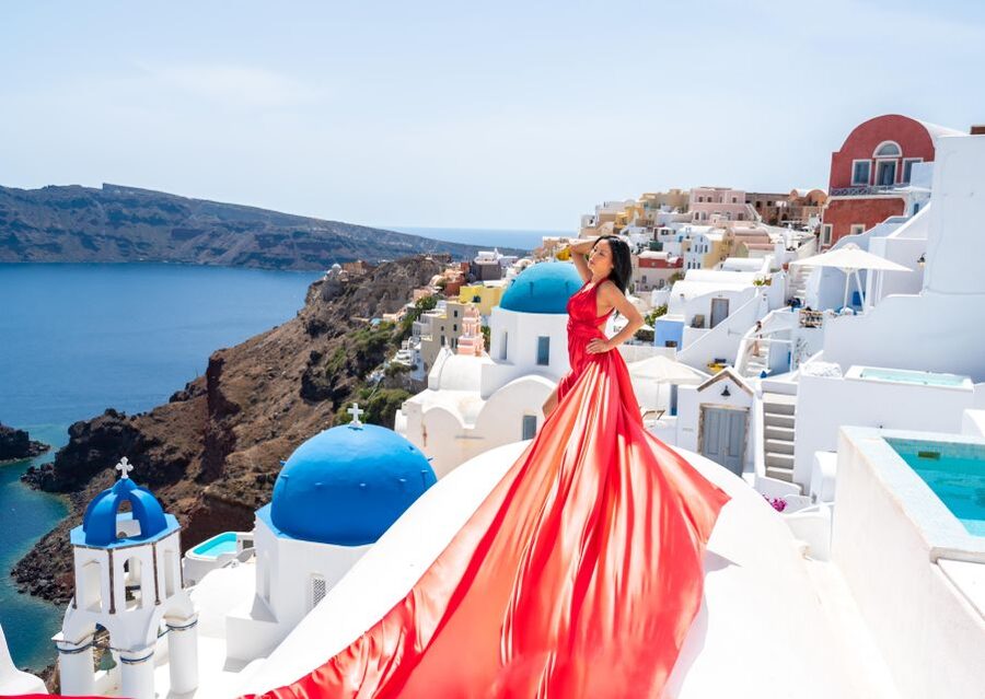 Santorini: Private Flying Dress Photoshoot with Pickup - What you receive after the two-hour shoot