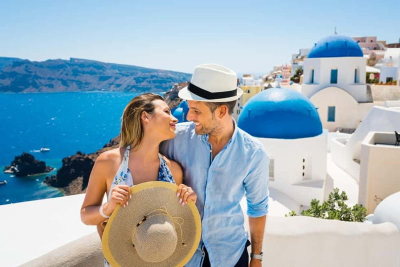 Santorini: Private Oia Village Photoshoot - Heat, wind, crowds, and the human side of Oia
