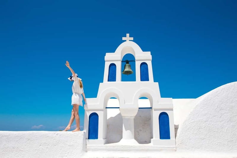 Santorini: Private Oia Village Photoshoot - Receiving and using your edited photos