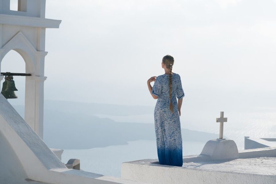 Santorini: Private Photo Shoot in Fira or Imerovigli - Cancellation and booking flexibility