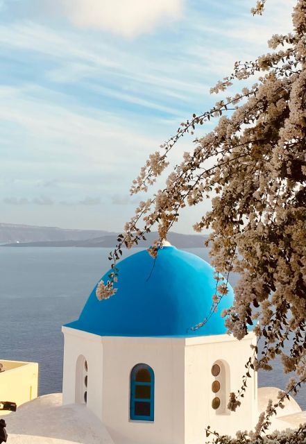 Santorini: Private Photography Tour - Akrotiri village away from Fira