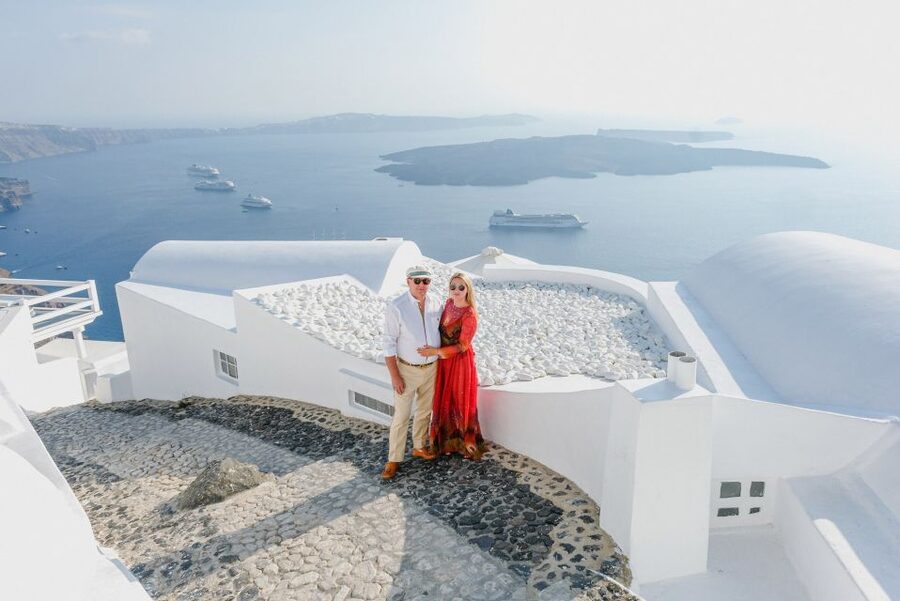 Santorini Private Photoshoot - At a Glance