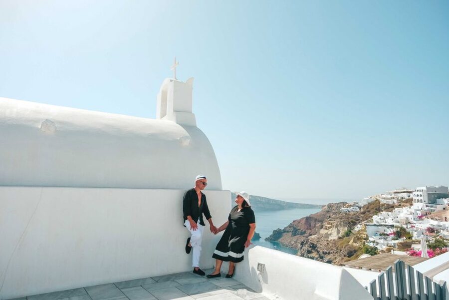 Santorini Private Photoshoot - Morning or Sunset: Picking the Right Session