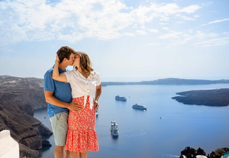 Santorini: Private Photoshoot Tour by a Pro Photographer - Understanding the one to three-hour options