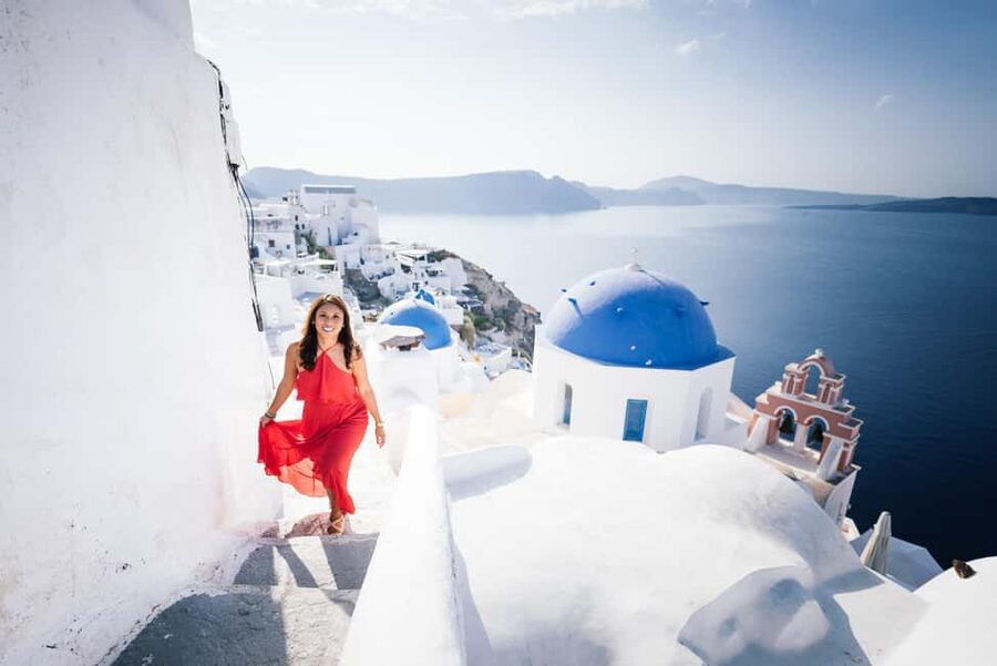 Santorini: Private Photoshoot with Professional Photographer - Who will get the most from this experience?