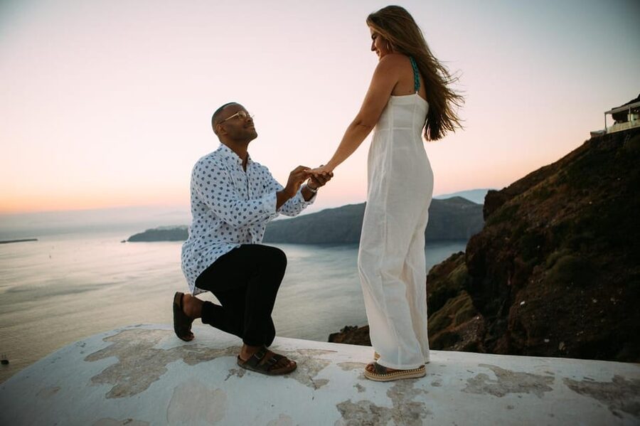 Santorini Proposal: A Luxury Photoshoot for Your Yes! Moment - The proposal itself