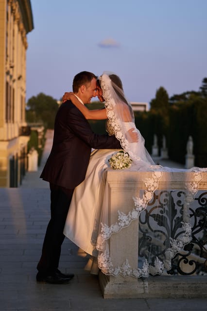 Schönbrunn Palace Private Photoshooting tour - The palace gardens, Gloriette, and surrounding paths