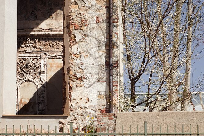 Secret Genoa Photo Tour - What to bring, and what the price includes