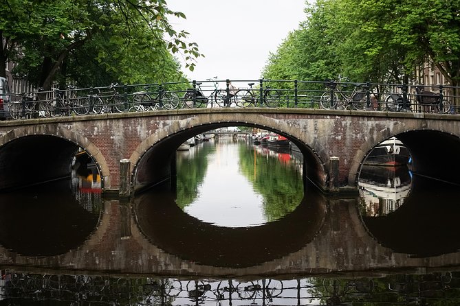 See Shoot Share | Photo Tour - Starting at Dam Square and Reaching the Nine Streets