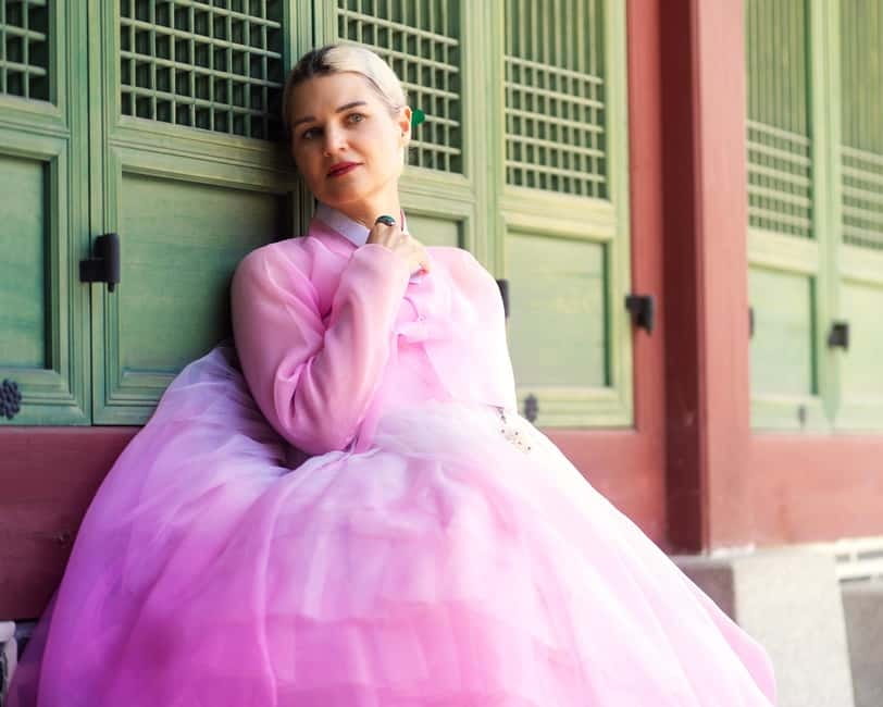 Seoul: Modern Hanbok Dress Photoshoot Gyeongbokgung Palace - Weather, timing, and the late-arrival rule