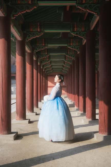Seoul: Professional Hanbok Photography at Gyeongbok Palace - Geunjeongjeon and the Center of the Palace