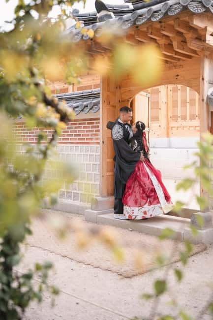 Seoul: Professional Hanbok Photography at Gyeongbok Palace - The $103 Price and the Extra Costs