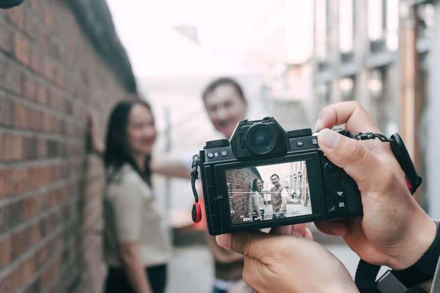 Seoul: Street Photoshoot and Hidden Gem History Walking Tour - Starting at Jongno 3-ga, Exit 5