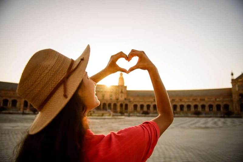 Seville: Personal Holiday Photoshoot - Key points to know before booking