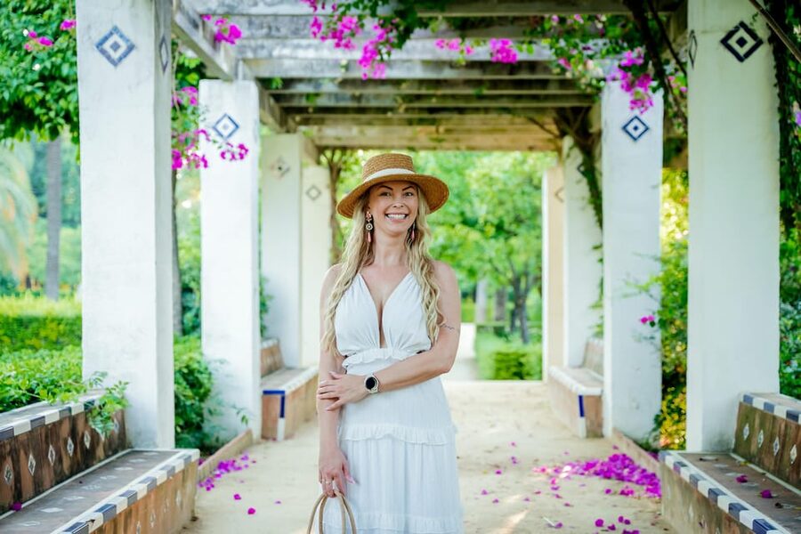 Seville: Professional Photoshoot - Who should book this private Seville photoshoot
