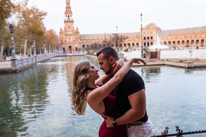 Seville: Professional Photoshoot and Video - Parque María Luisa adds a quieter second setting