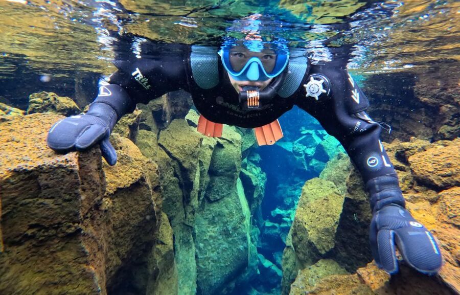 Silfra: Fissure Snorkeling Tour with Underwater Photos - Small details that make the day easier