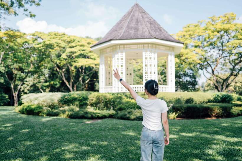 Singapore: Botanical Gardens Entry & Photography Session - Who should book this Botanic Gardens photo session?