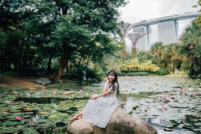 Singapore: Moments in the City Private Photography Session - Gardens by the Bay and Supertree Grove