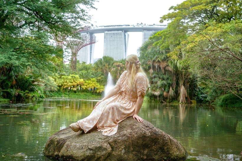 Singapore: Professional photoshoot at Gardens by the Bay - Who should book this private photoshoot?